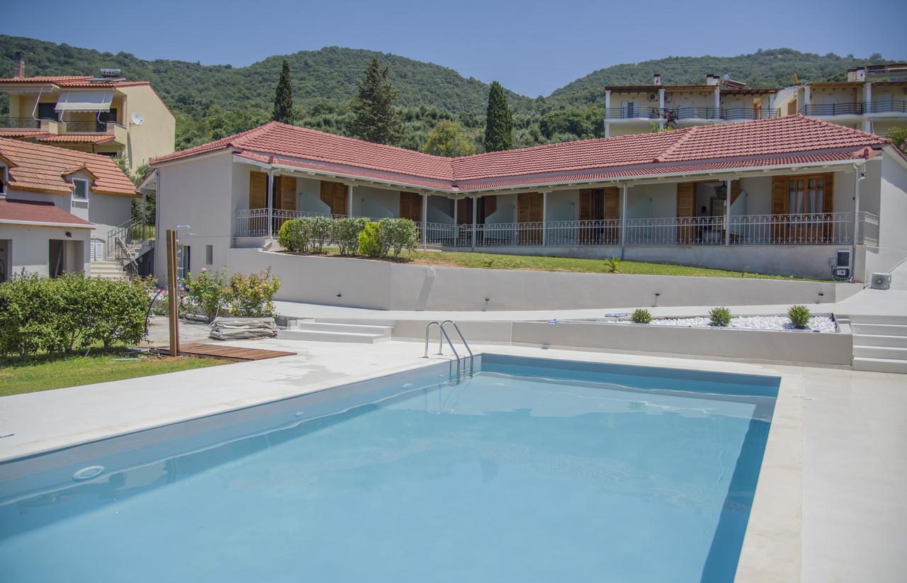 Aliki Boutique Hotel Paralia Vrachou Exterior foto